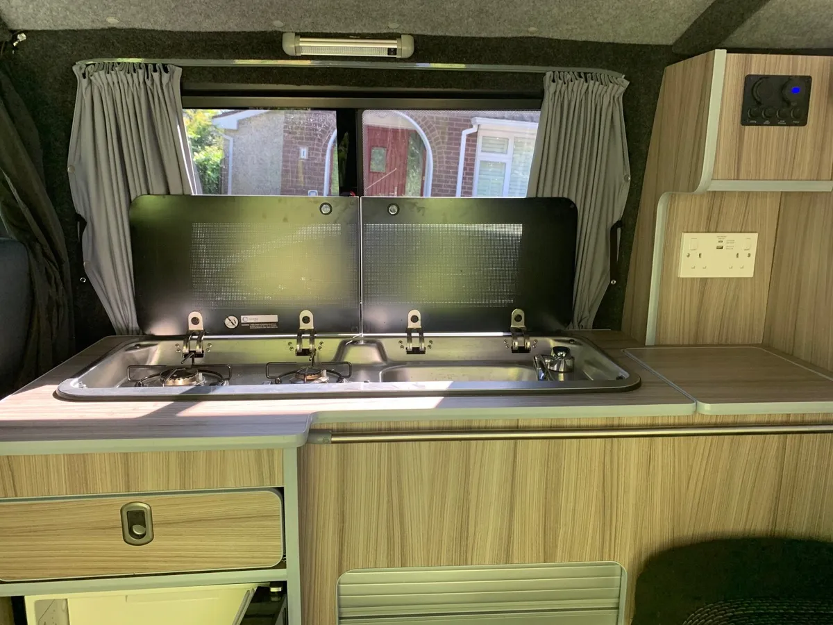 VW  Camper 161, 1.9 Low Mileage  €28,950 - Image 4