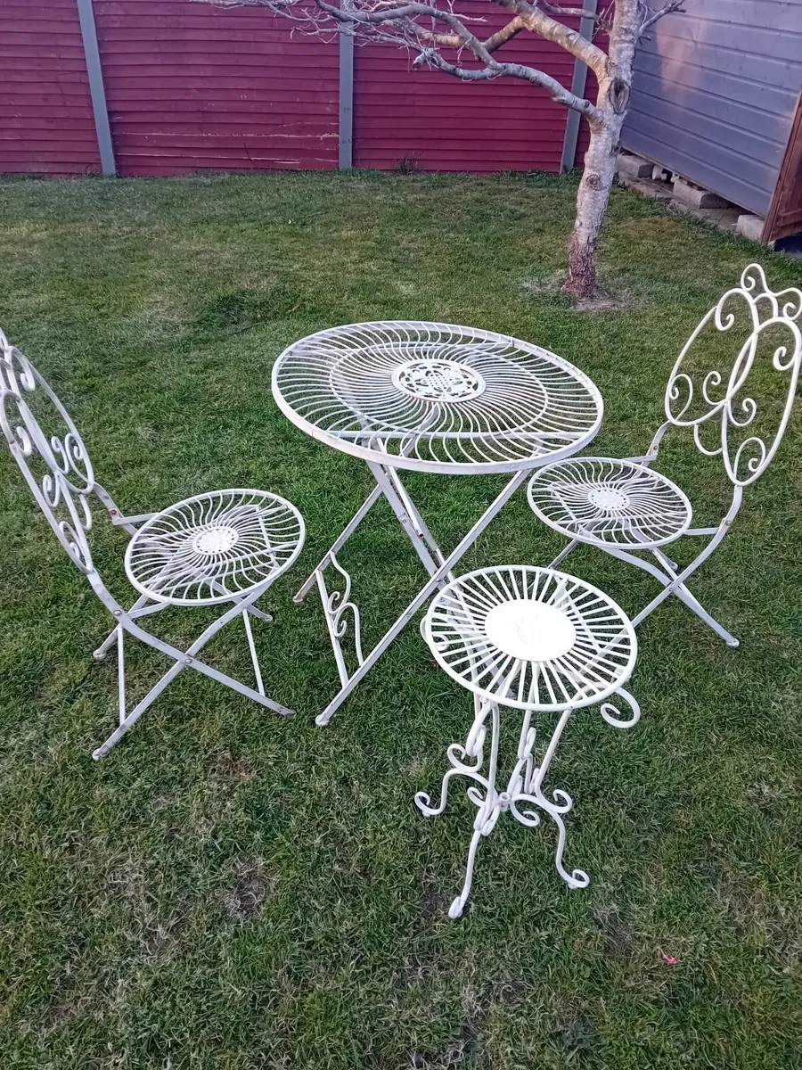 Garden Furniture - Image 2
