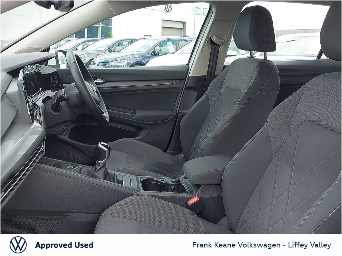 Volkswagen Golf Style 1.5tsi 130BHP  rear View Ca - Image 4