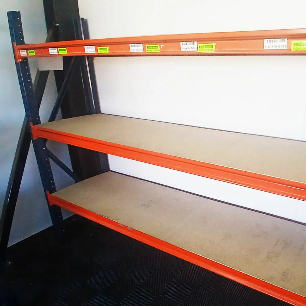 Used Garage Shelving (ref:LS022) - Image 4