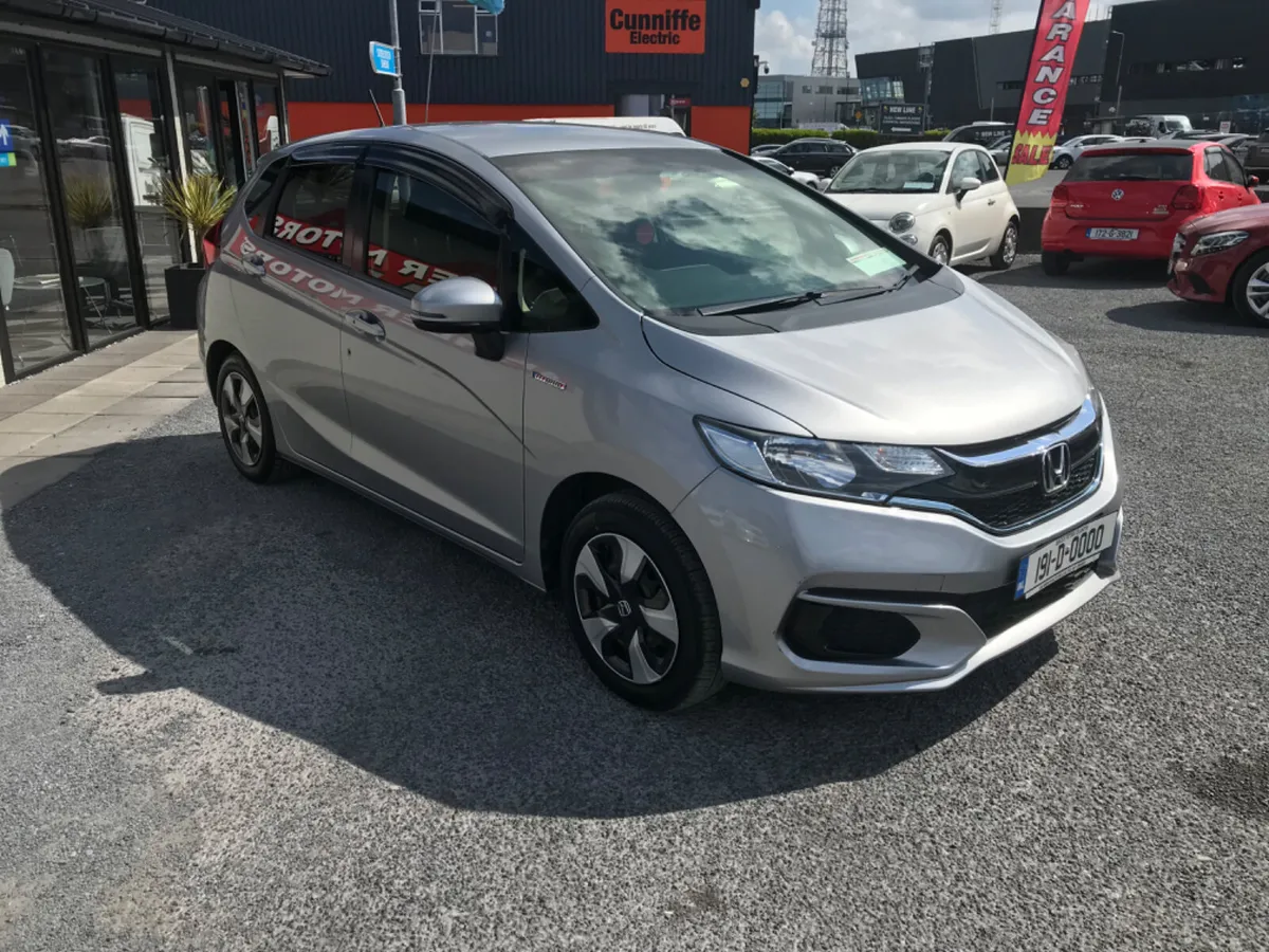 191 HONDA FIT HYBRID - Image 4