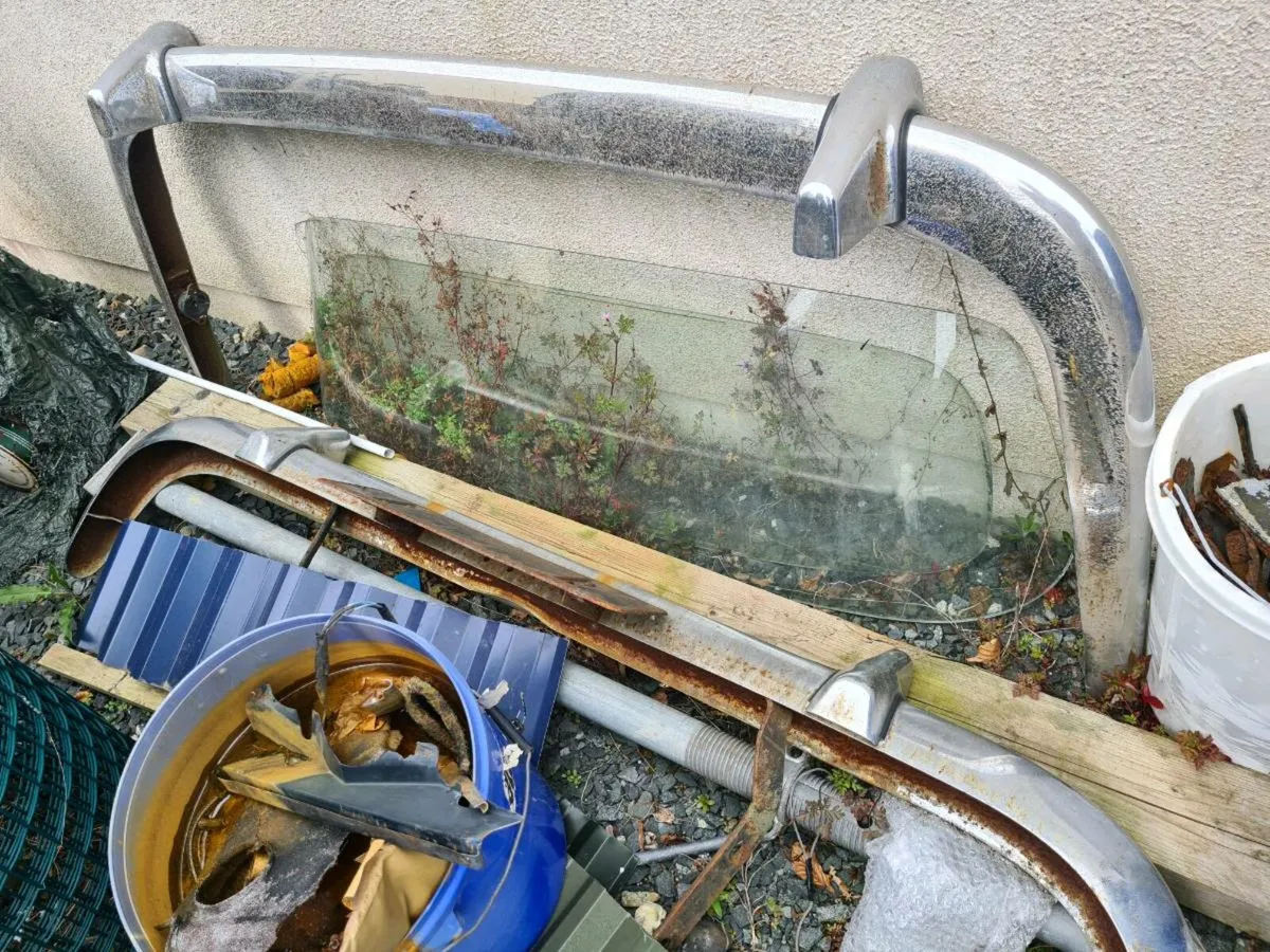 JAGUAR MK10 WINDOWS - Image 1