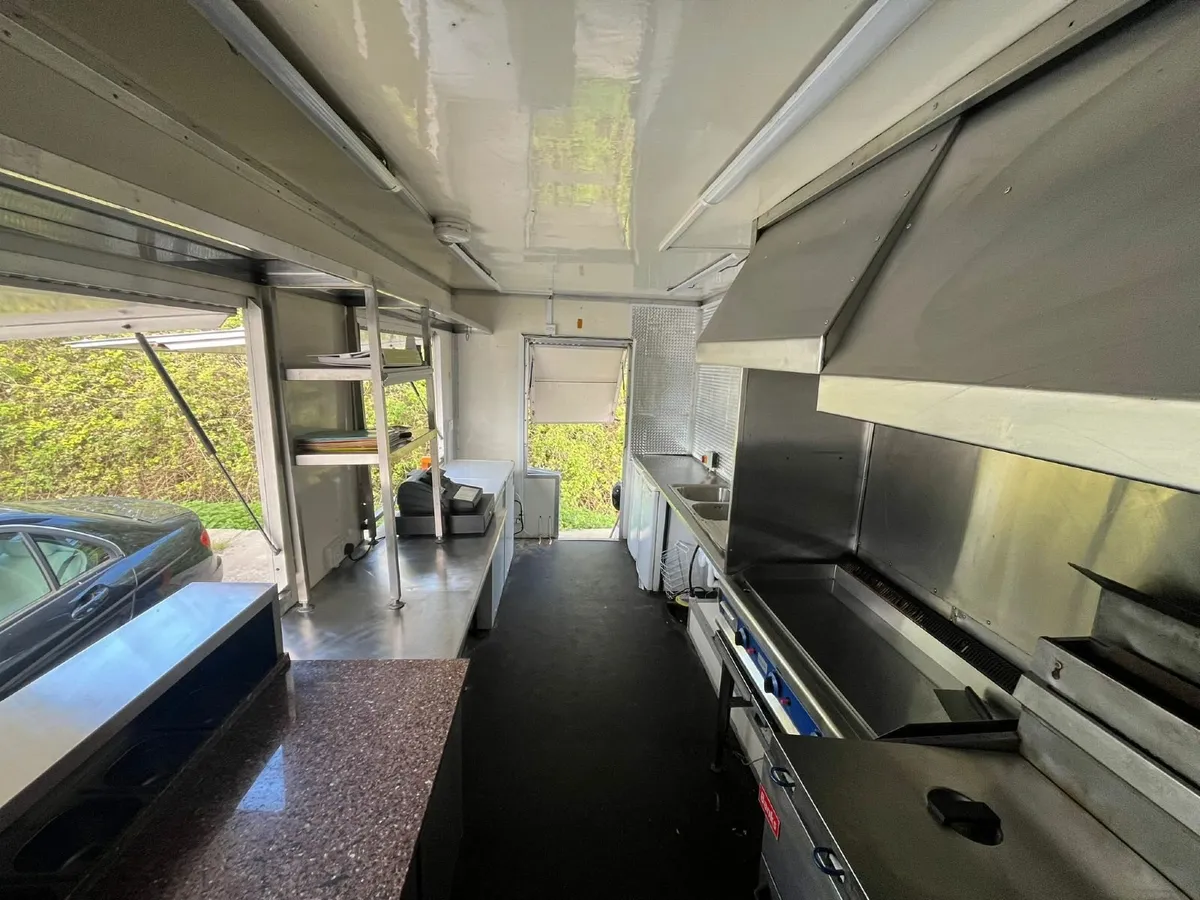 HSE approved Food trailer - Image 1