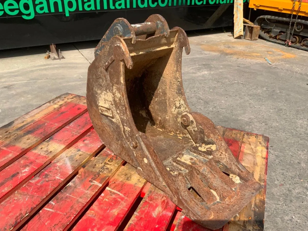 12" MINI DIGGER BUCKET.....40mm PINS......353v. - Image 2
