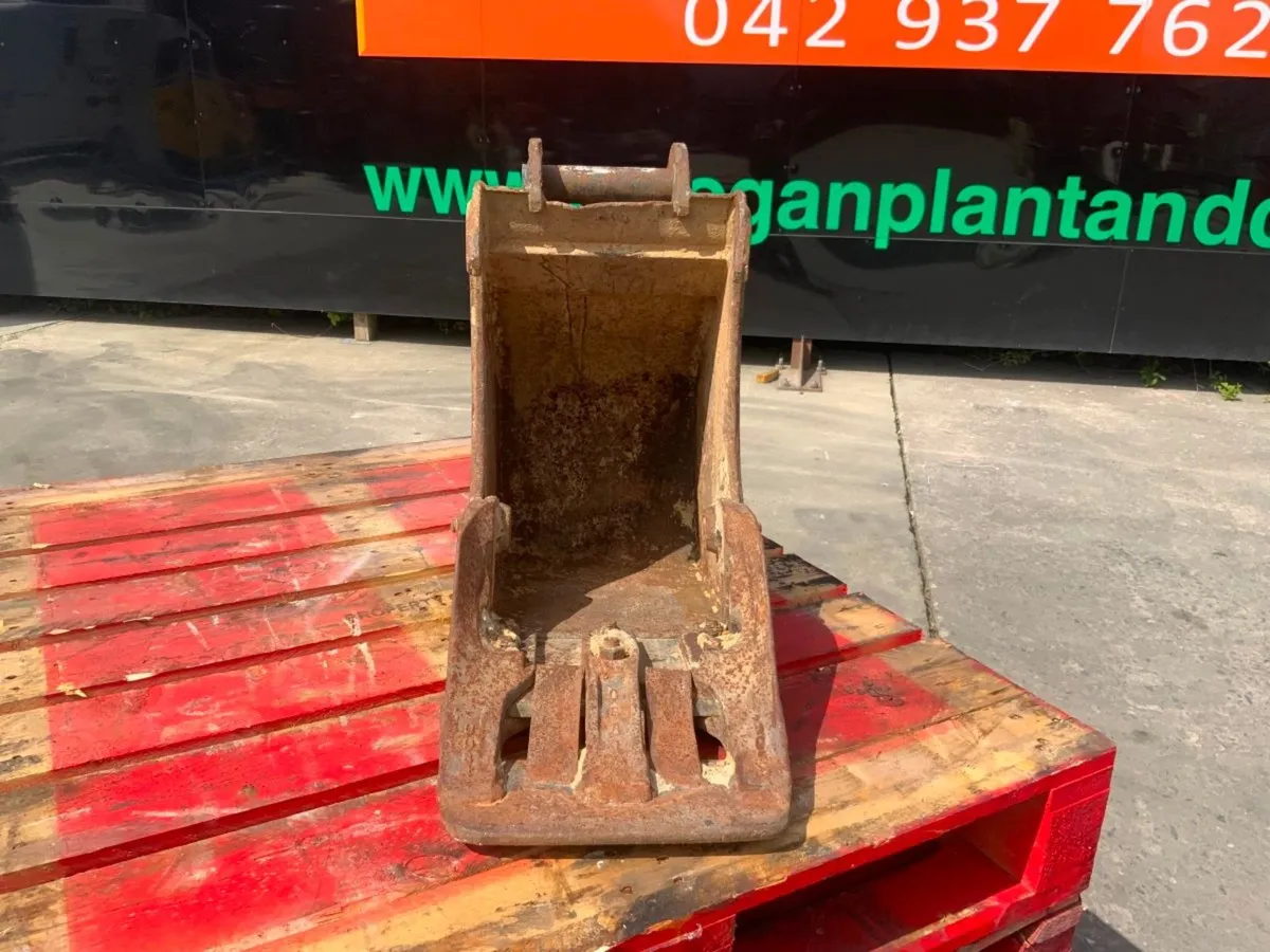 12" MINI DIGGER BUCKET.....40mm PINS......353v. - Image 3