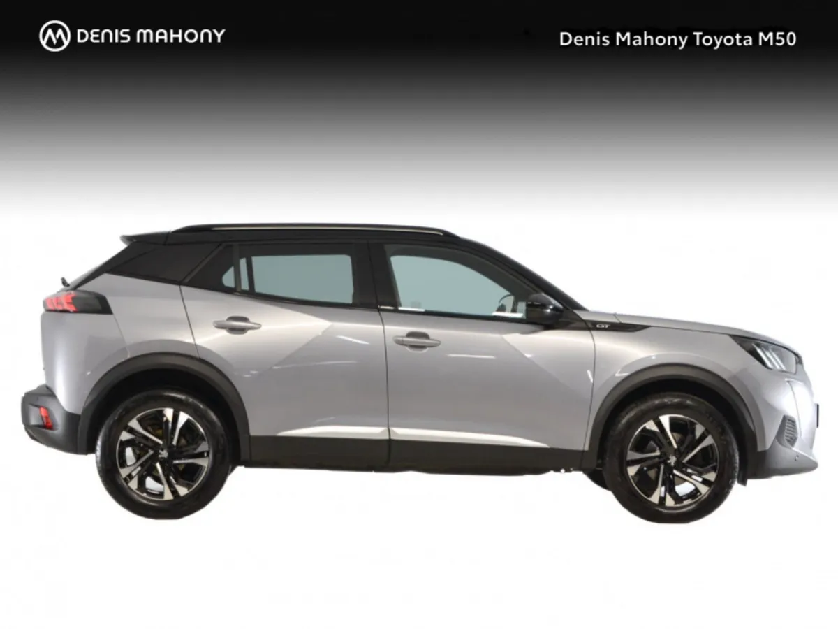 Peugeot 2008 1.2 GT AUTOMATIC, Grey body Black roo - Image 3