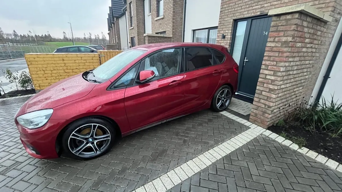 BMW 2-Series 2015 - Image 2