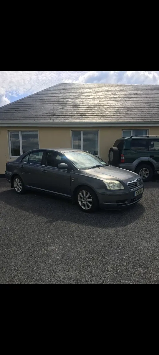 Toyota Avensis 2005 1400 ono - Image 1