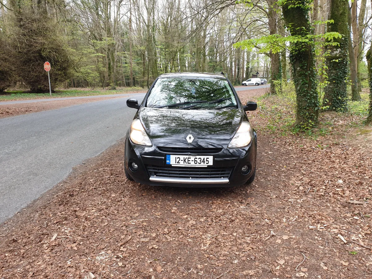 12 RENAULT CLIO 1.2i DYNAMIQUE 5 DOOR - Image 2