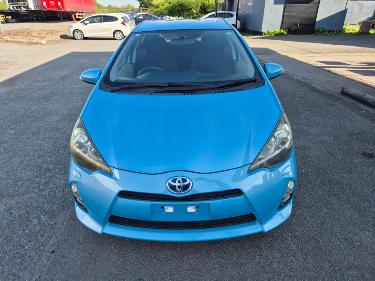 Toyota Aqua 2012 PUSH START - Image 1
