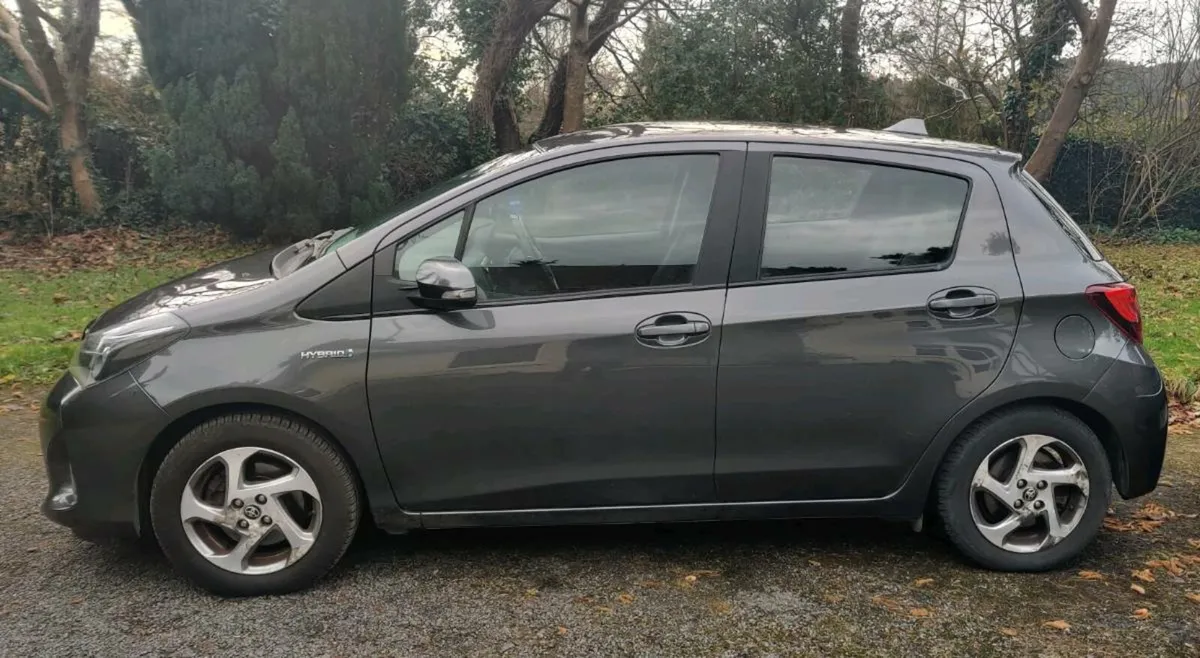Toyota Yaris Hybrid (Premium Spec) - Image 4