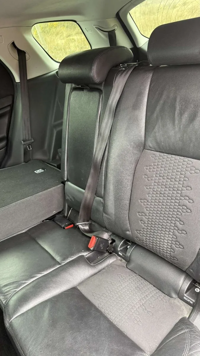 Car - Image 1