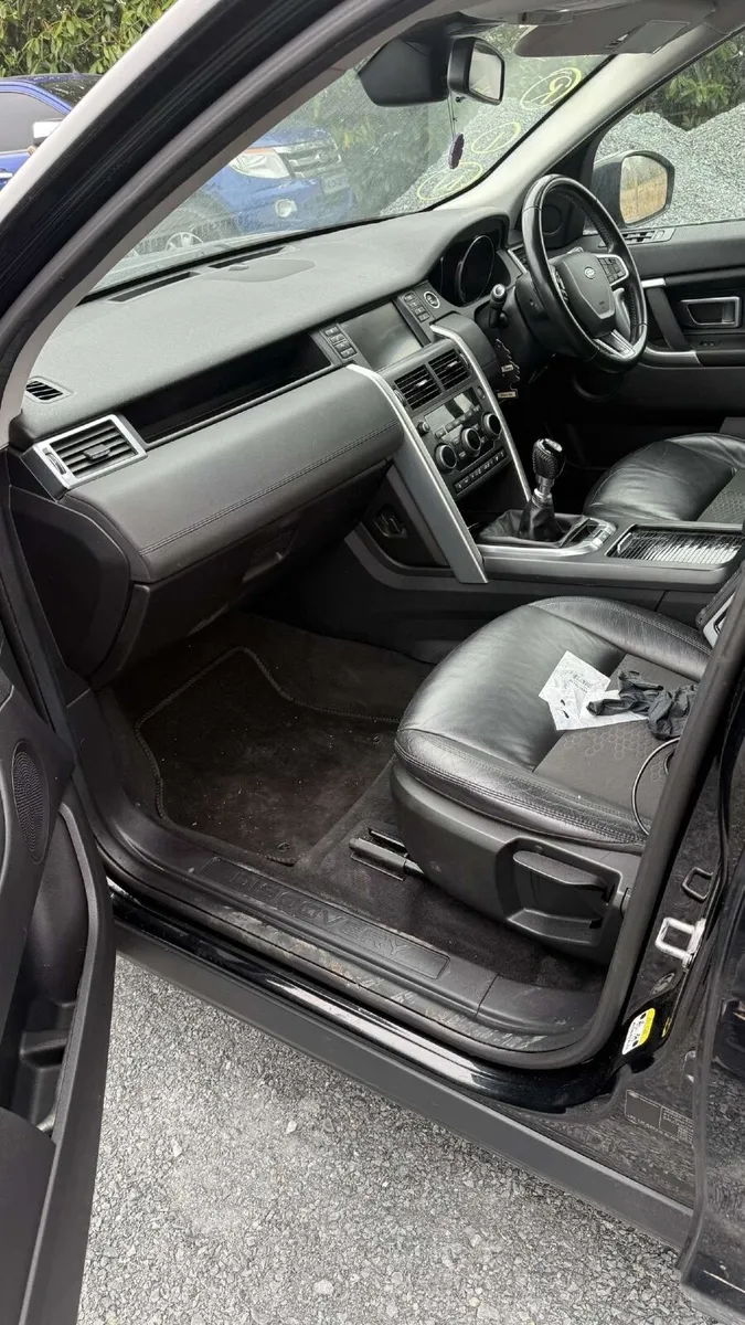 Car - Image 2