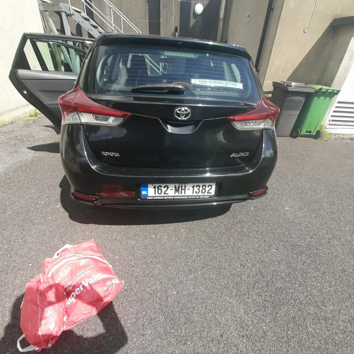Car - Image 3
