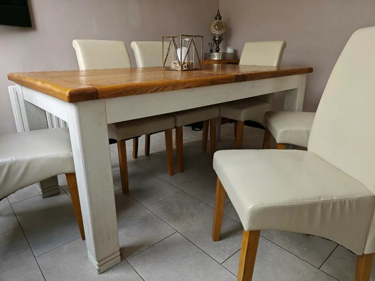 Extendable Kitchen Table & 6 Chairs - Image 1