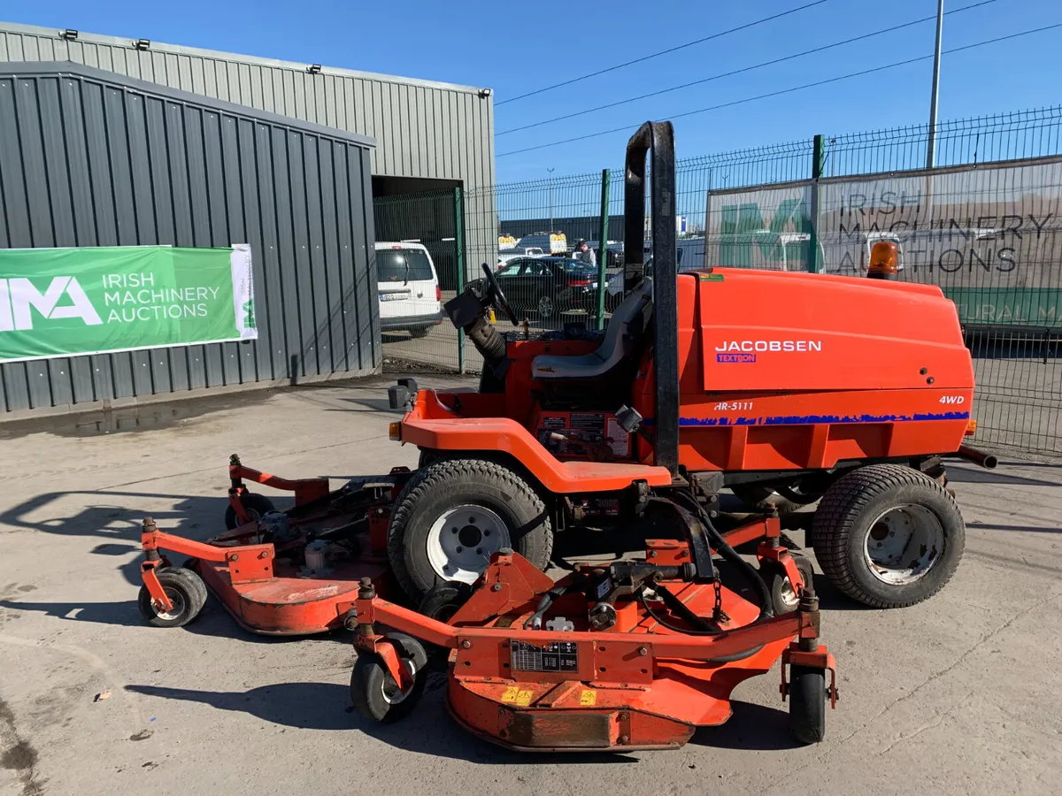 BID ONLINE NOW - JACOBSEN HR5111 BATWING MOWER - Image 2