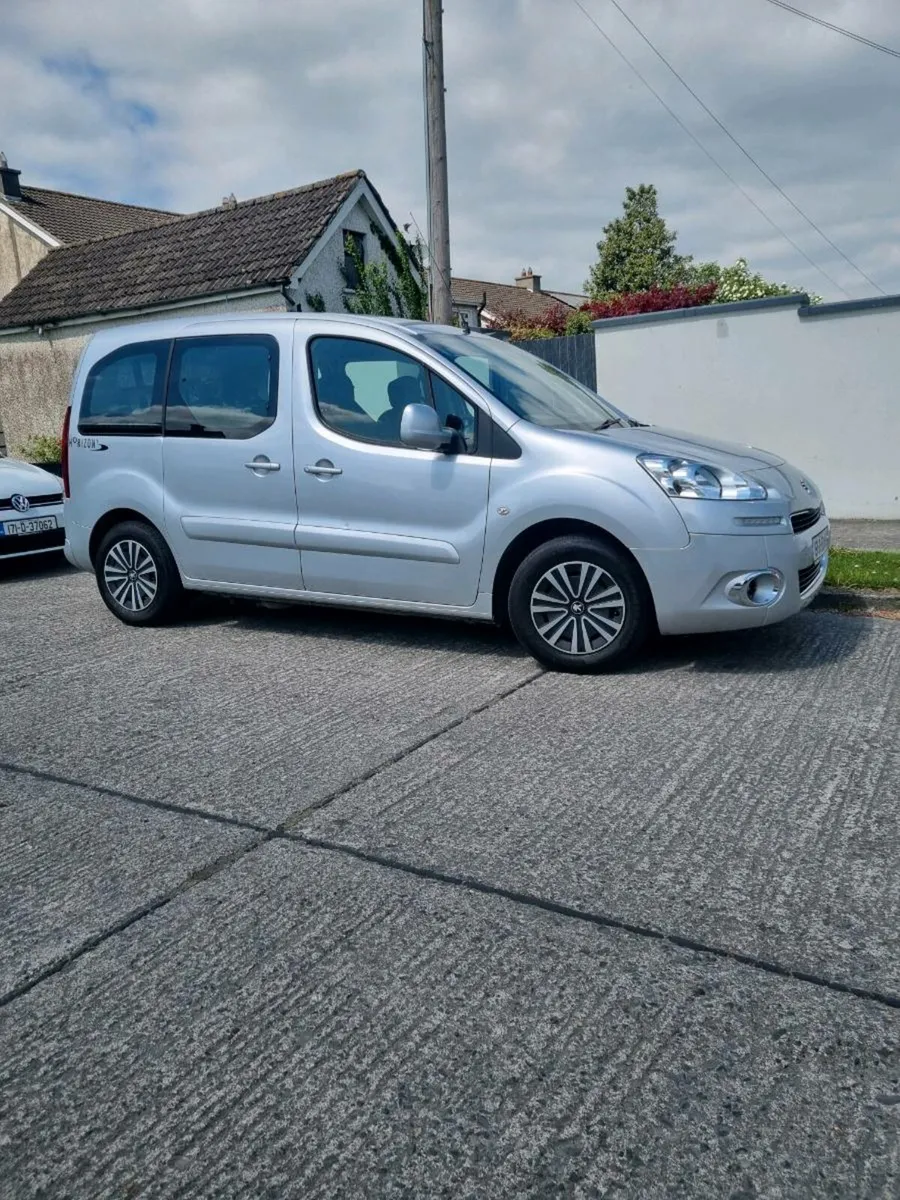 PEUGEOT PARTNER