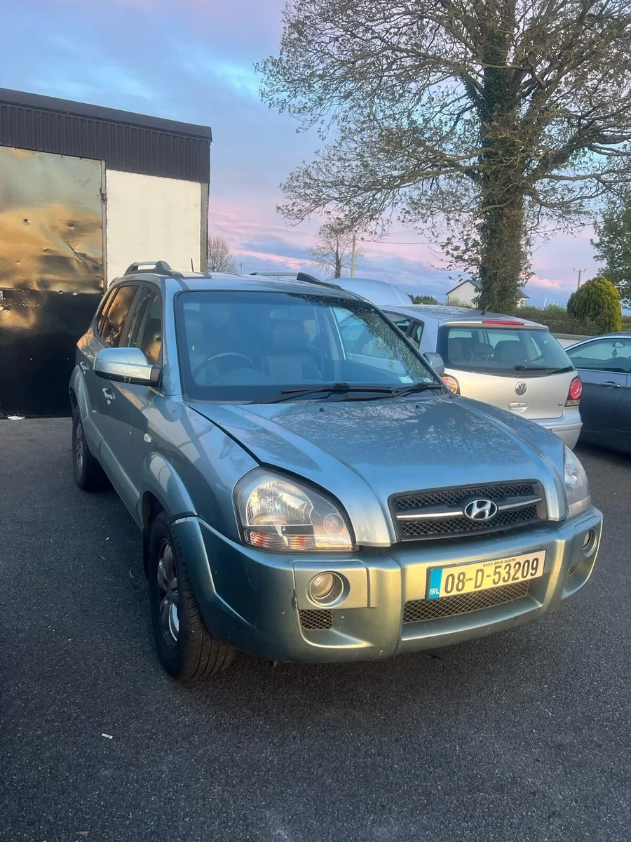 HYUNDAI TUCSON 2.0 CRDI AUTO. FOR PARTS - Image 1
