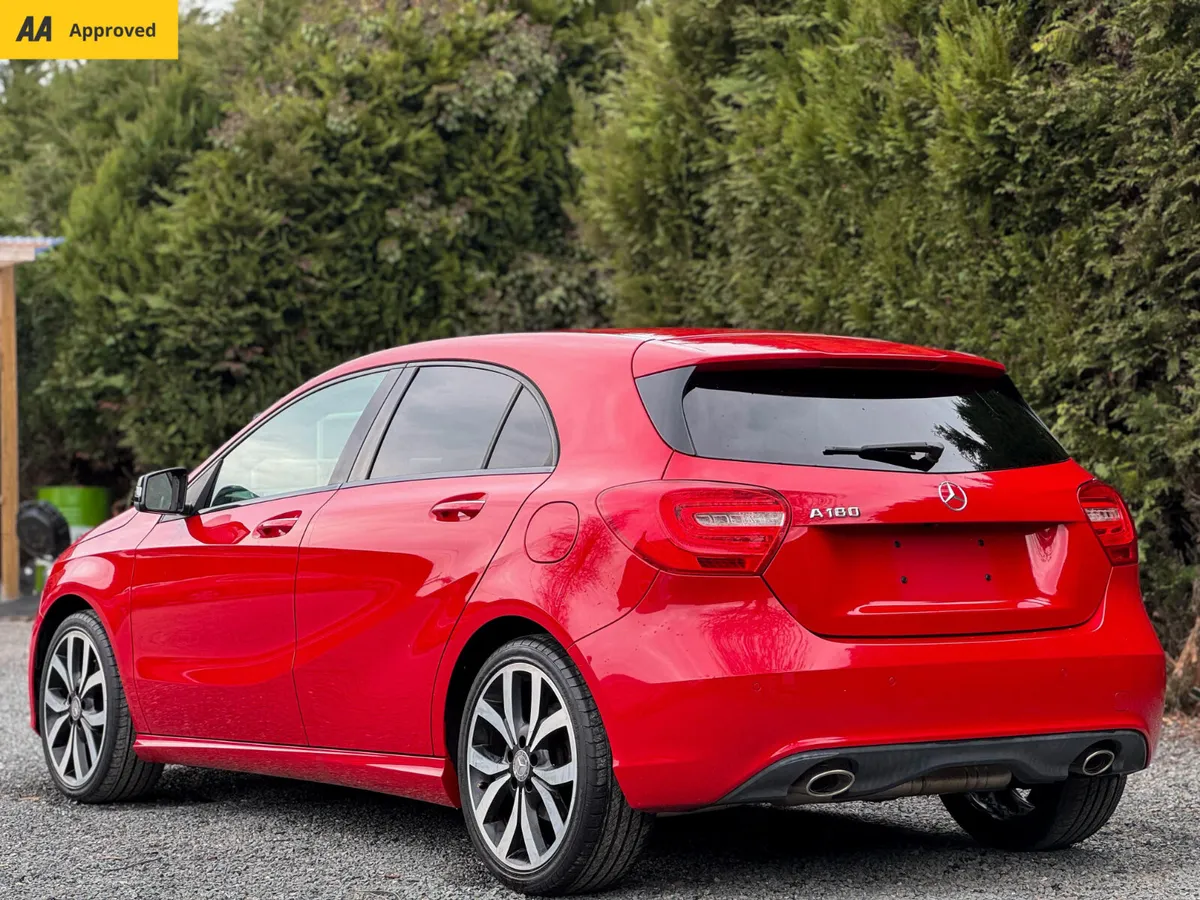 🌟Mercedes Benz A180 2015 with 30k kms only🌟 - Image 3