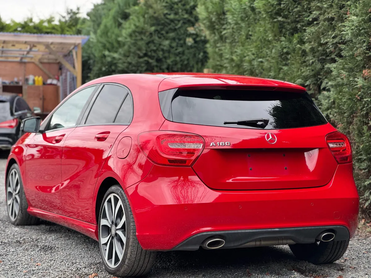 🌟Mercedes Benz A180  2014 with 72k kms Only 🌟 - Image 3