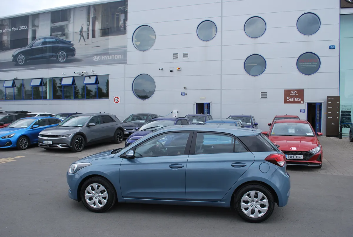 Hyundai i20 2016 - Image 2