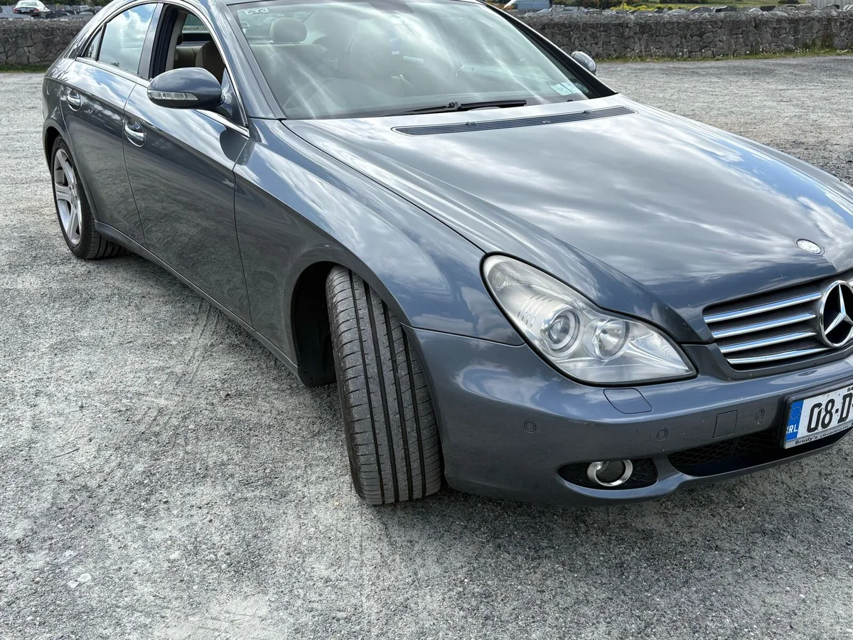 Mercedes CLS320d taxed and tested - Image 2