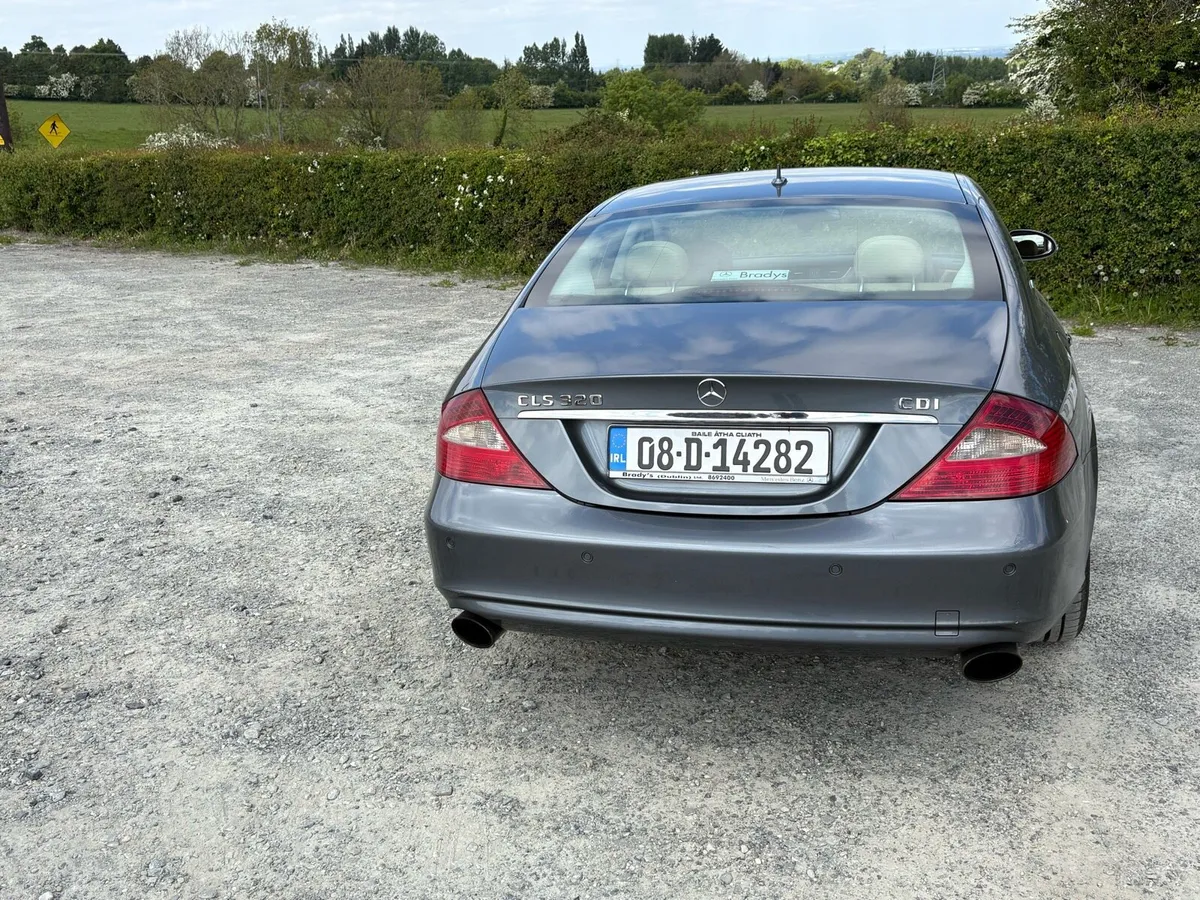 Mercedes CLS320d taxed and tested - Image 4