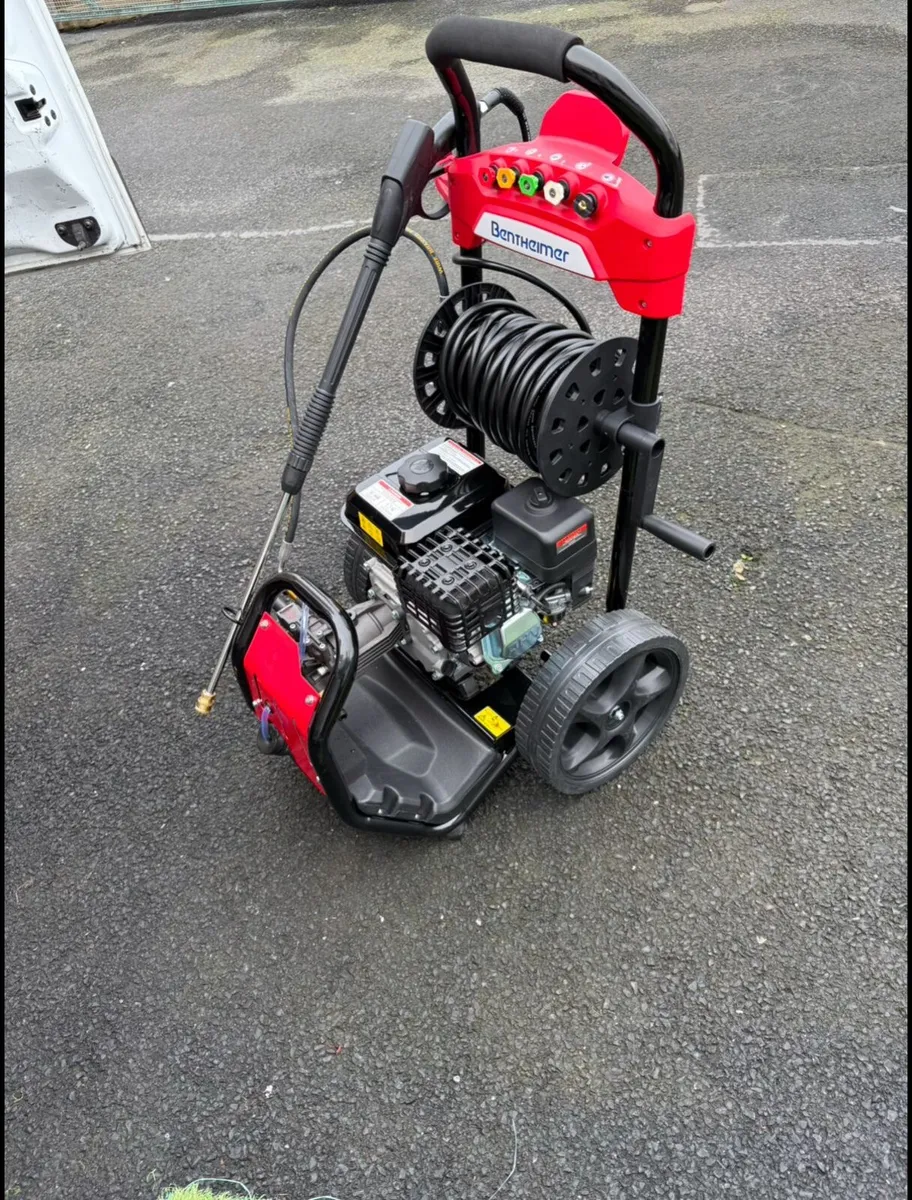 Industrial use pressure washer 5000psi - Image 1