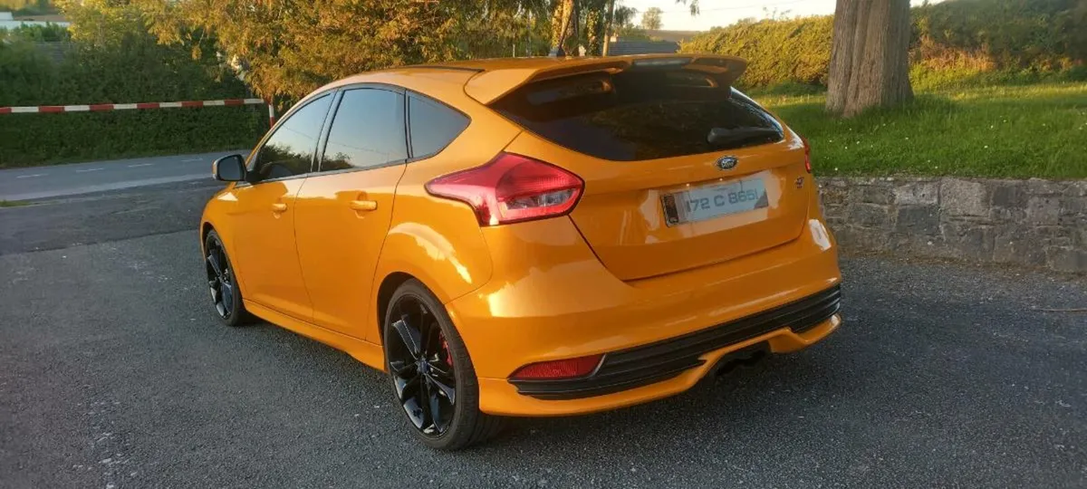 Ford Focus ST 2.0 250BHP - Image 4
