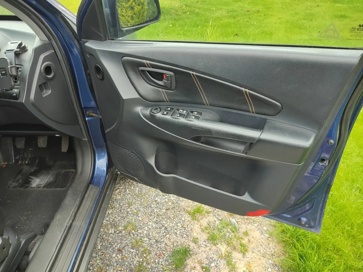 Hyundai Tucson 2007 towbar petrol JEEP/SUV - Image 4