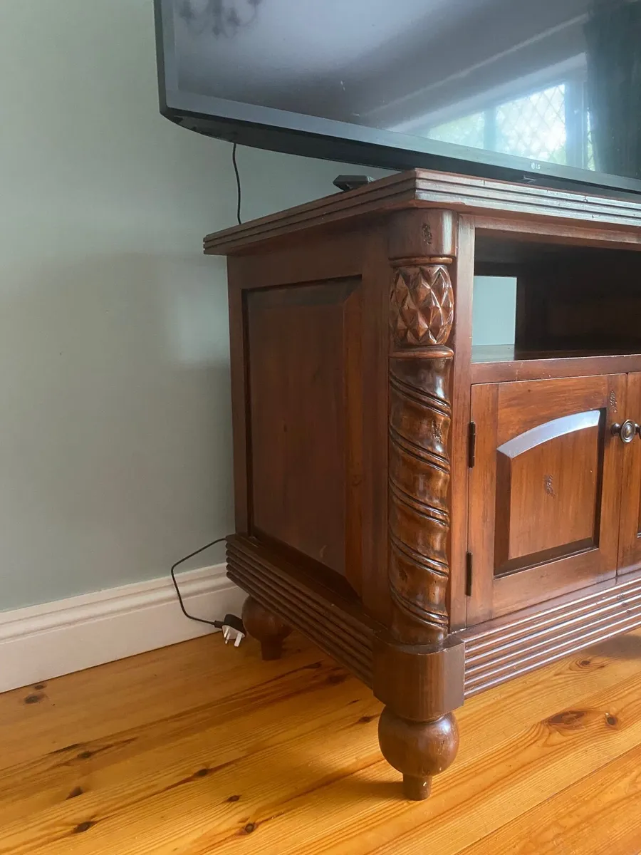 TV Unit  REDUCED - Image 3