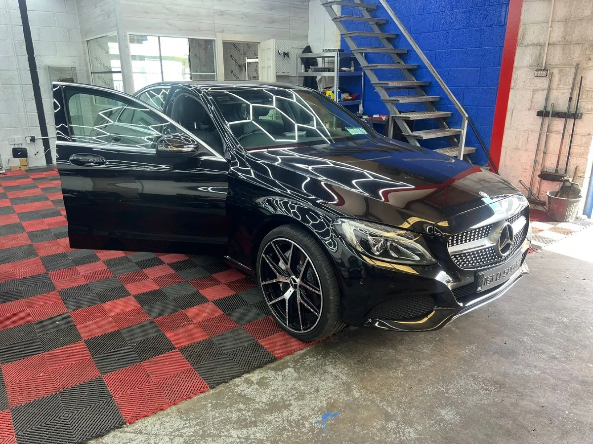 Mercedes-Benz C-Class 2016 - Image 2