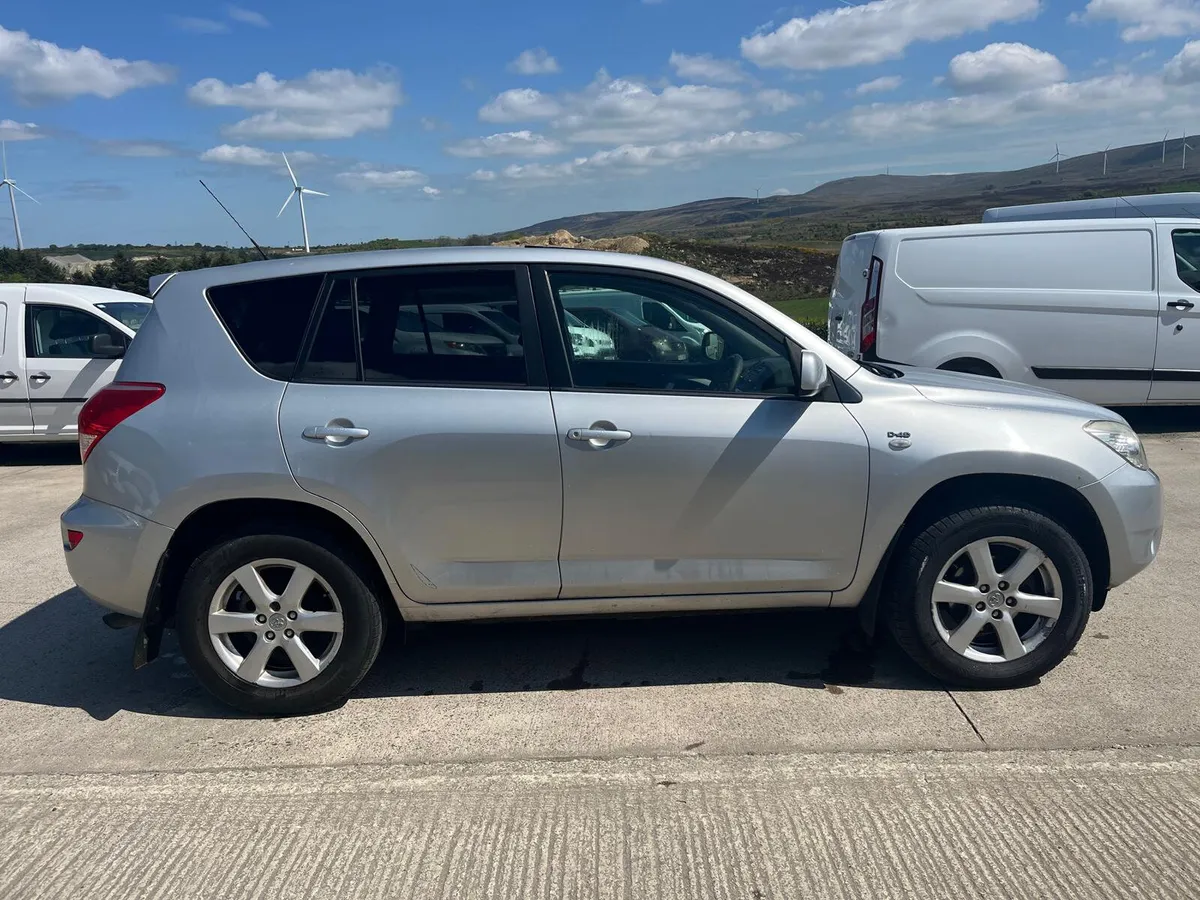 Toyota RAV4 2008 - Image 3
