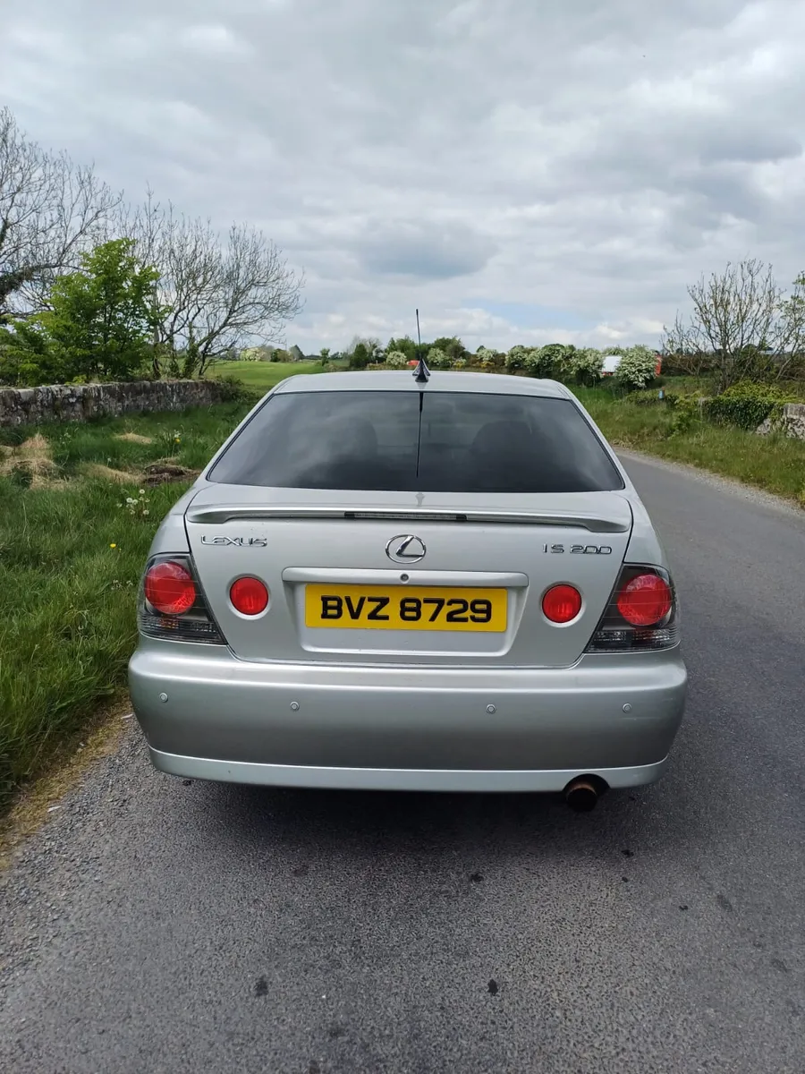 Lexus IS 2005 - Reduced - Image 3