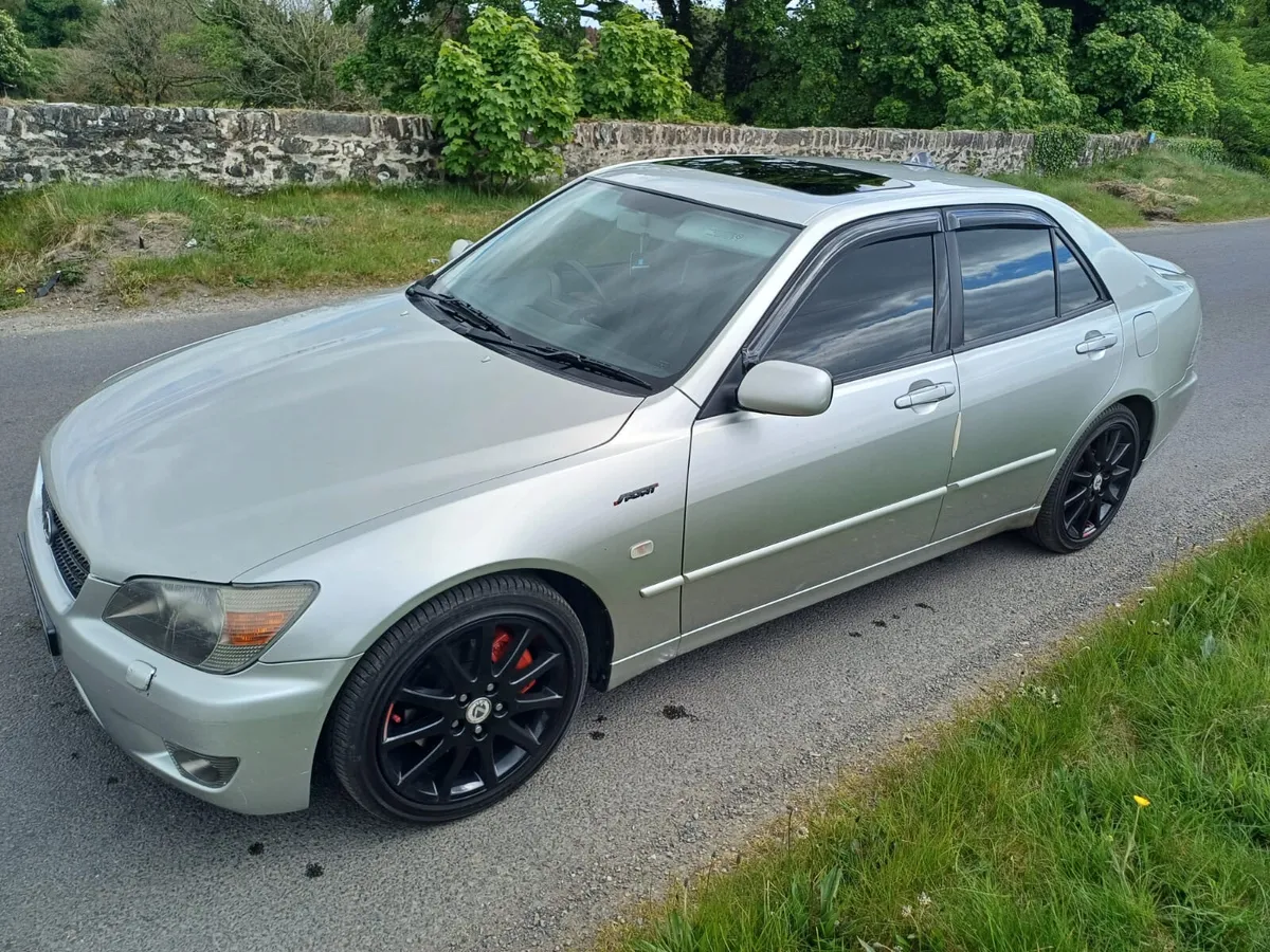 Lexus IS 2005 - Reduced - Image 4