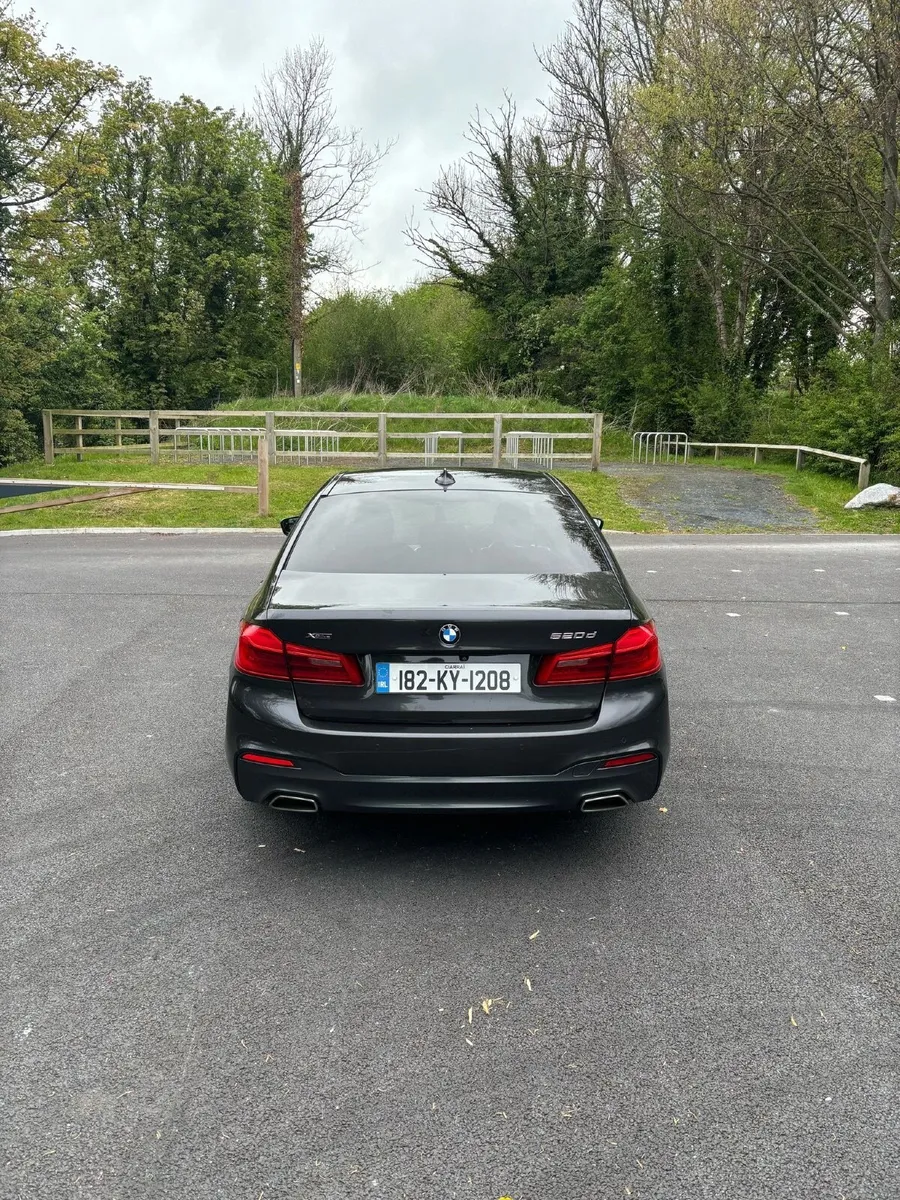 BMW 5-Series 2018 - Image 3