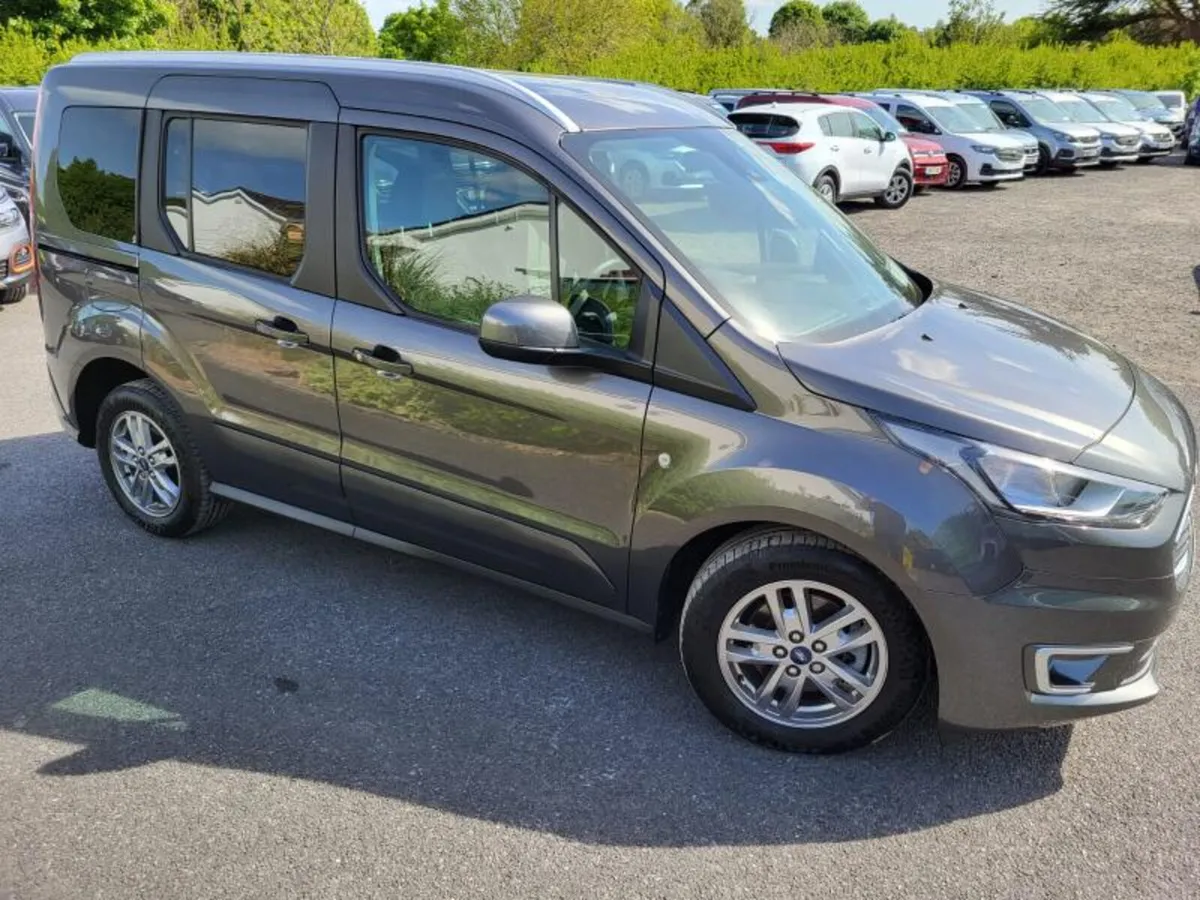 Ford Tourneo Connect 2022 - Image 3
