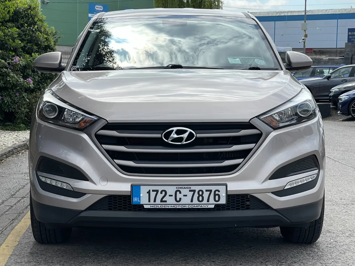 2017 Hyundai Tucson..2 KEYS...WELL MAINTAINED - Image 4