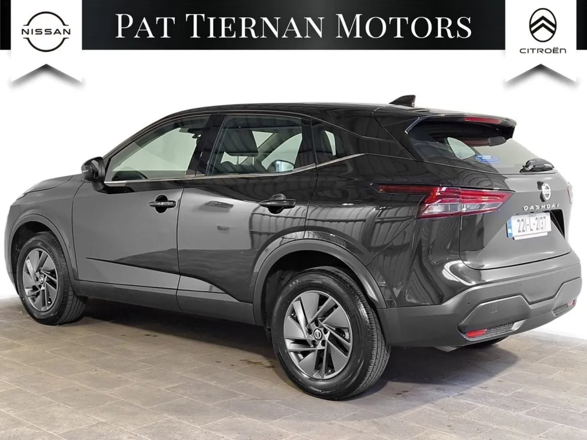 Nissan QASHQAI 1.3 PET Mild Hybrid SV - Image 2