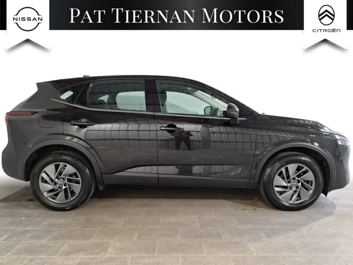 Nissan QASHQAI 1.3 PET Mild Hybrid SV - Image 3