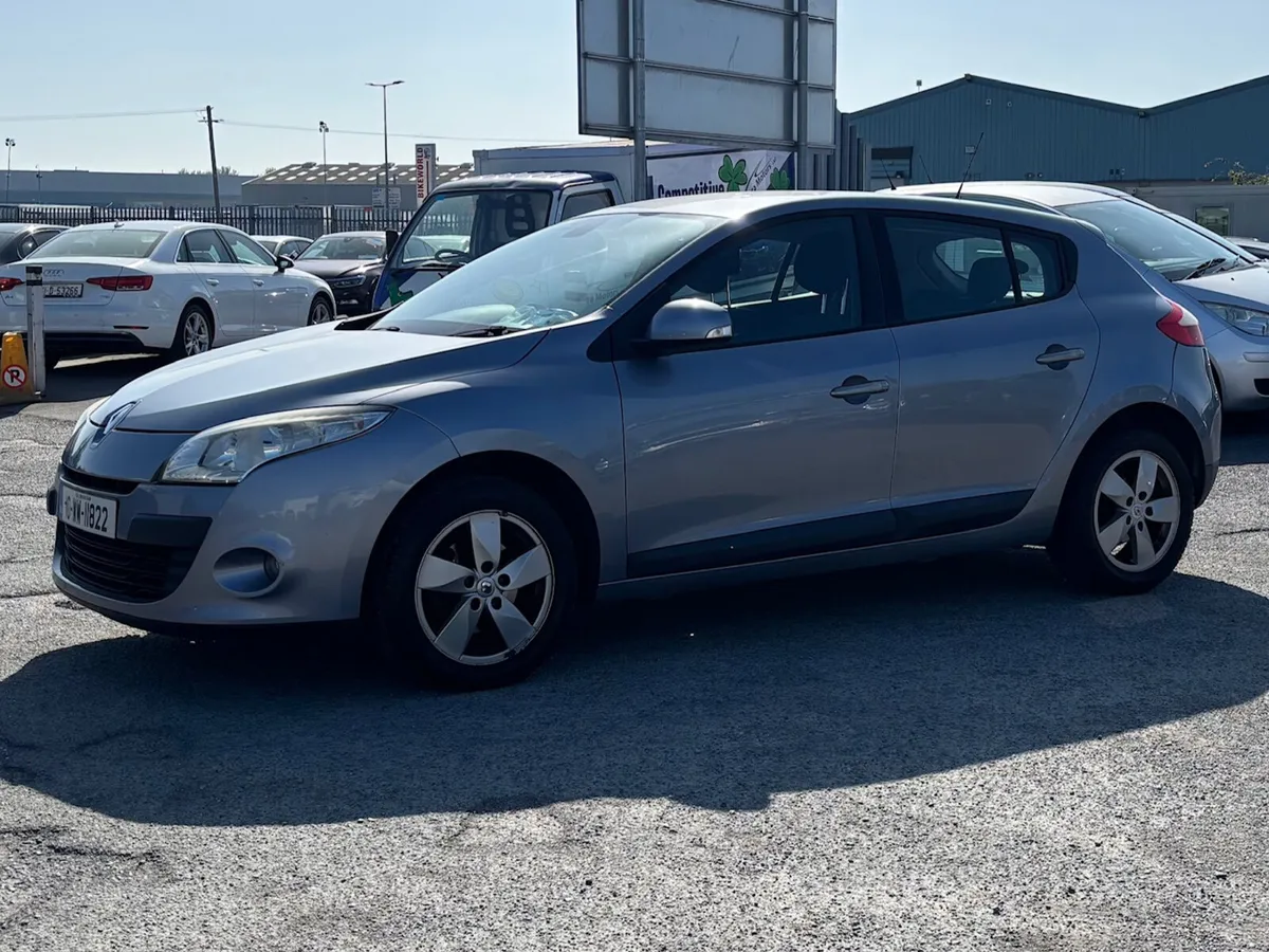 2010 Renault Megane 1.6 Dyna Nct 10/25 - Image 3
