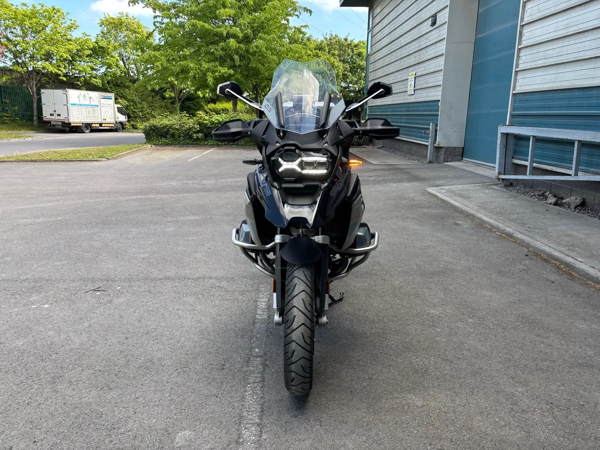 231 BMW R1250 GS TE Low Chassis and Low Seat - Image 3