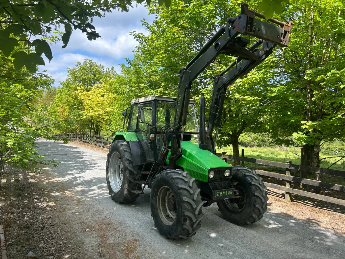 Deutz with loader - Image 2