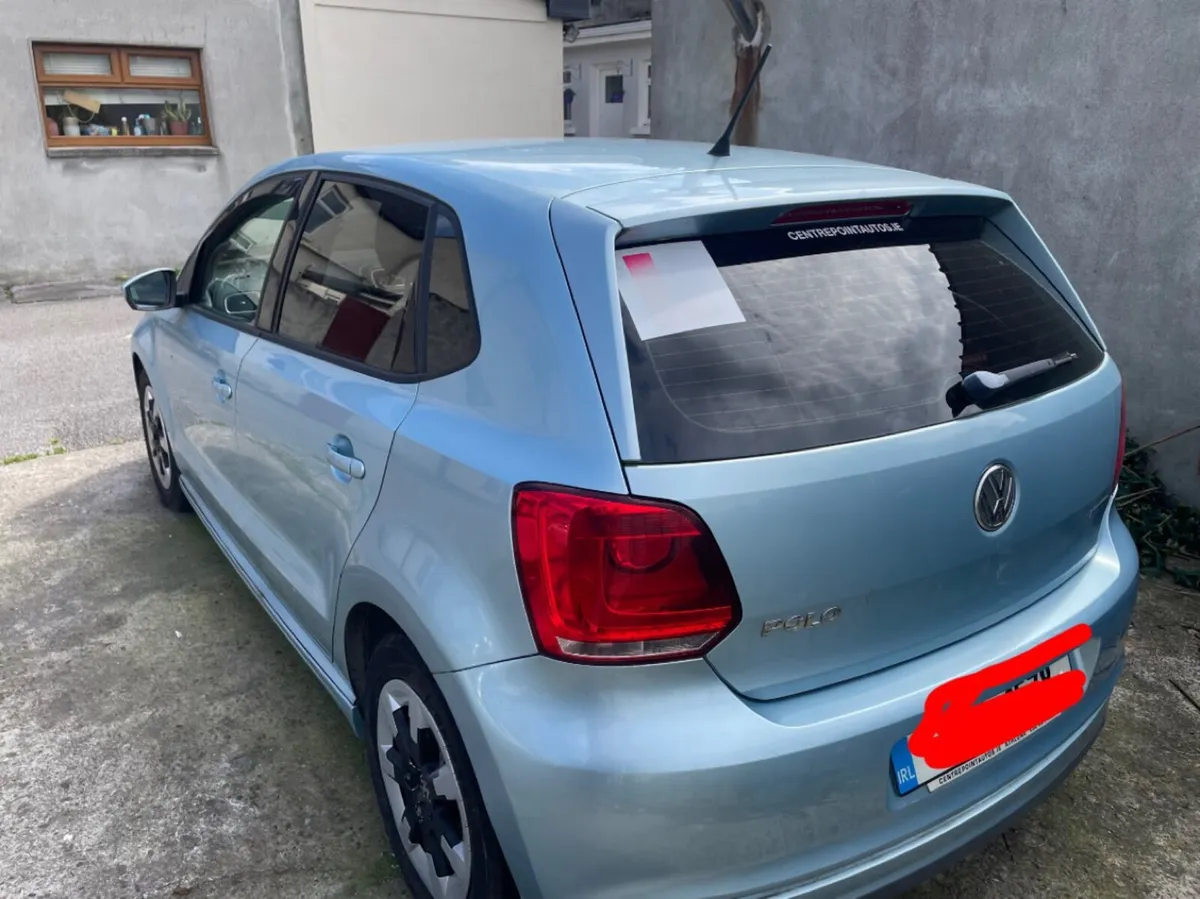 Volkswagen Polo 2012 - Image 2