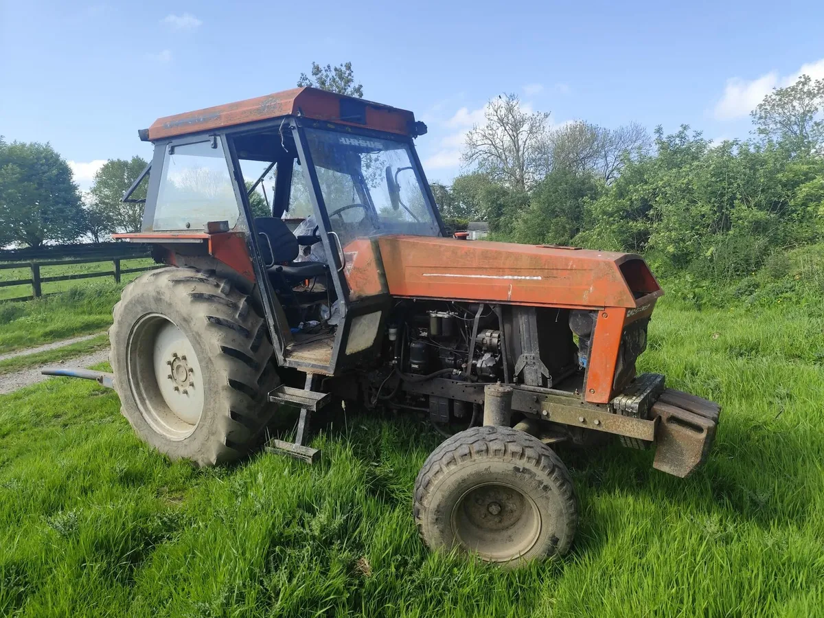 URSUS 912 - Image 1