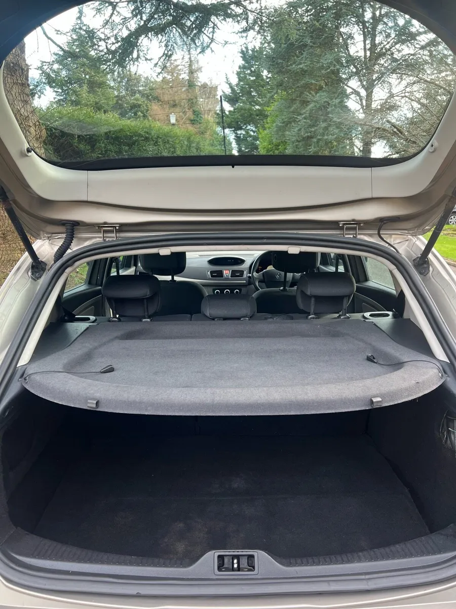Renault Megane (NCT+Tax) - Image 4
