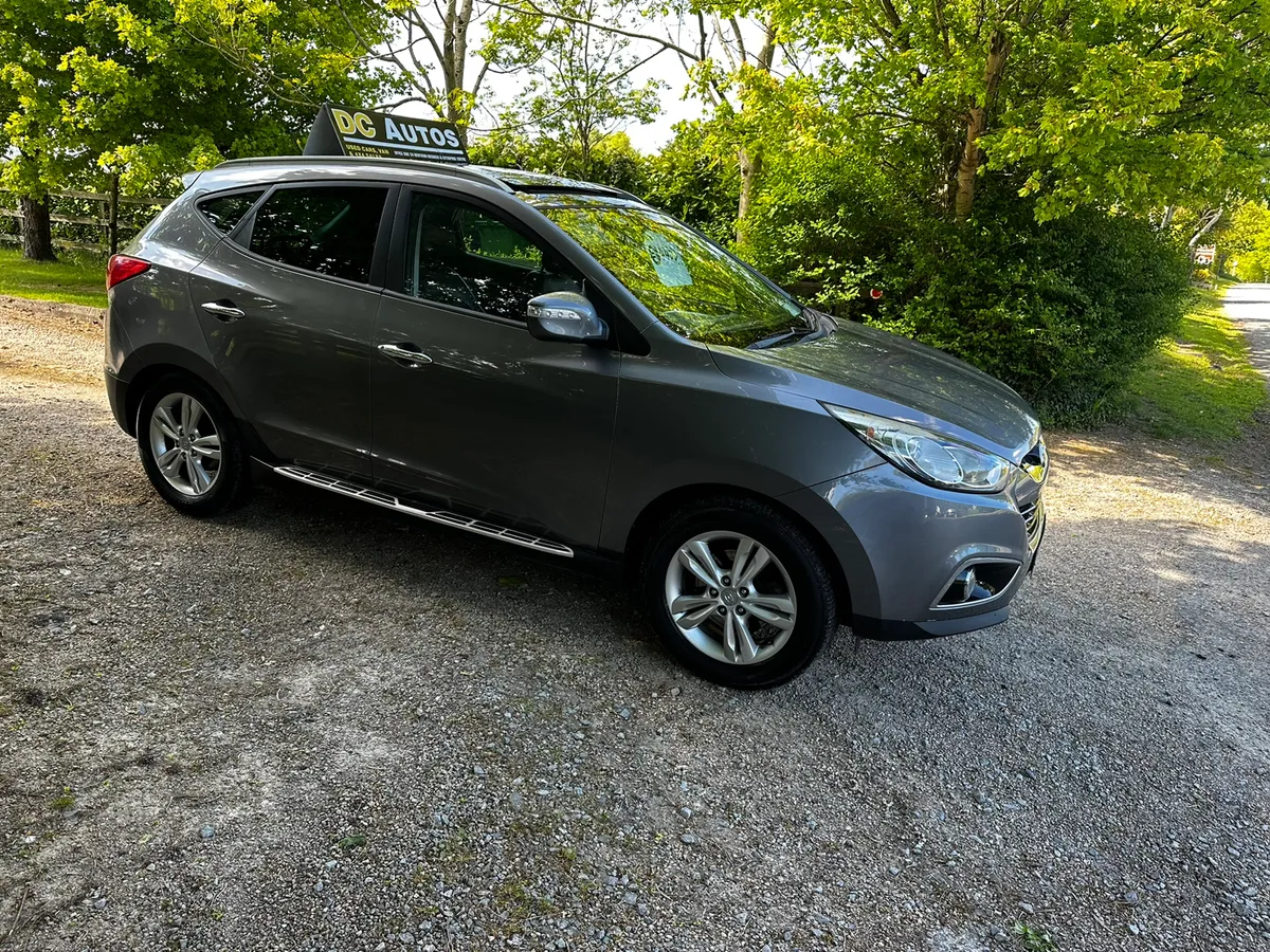 12 HYUNDAI ix35 - Image 1