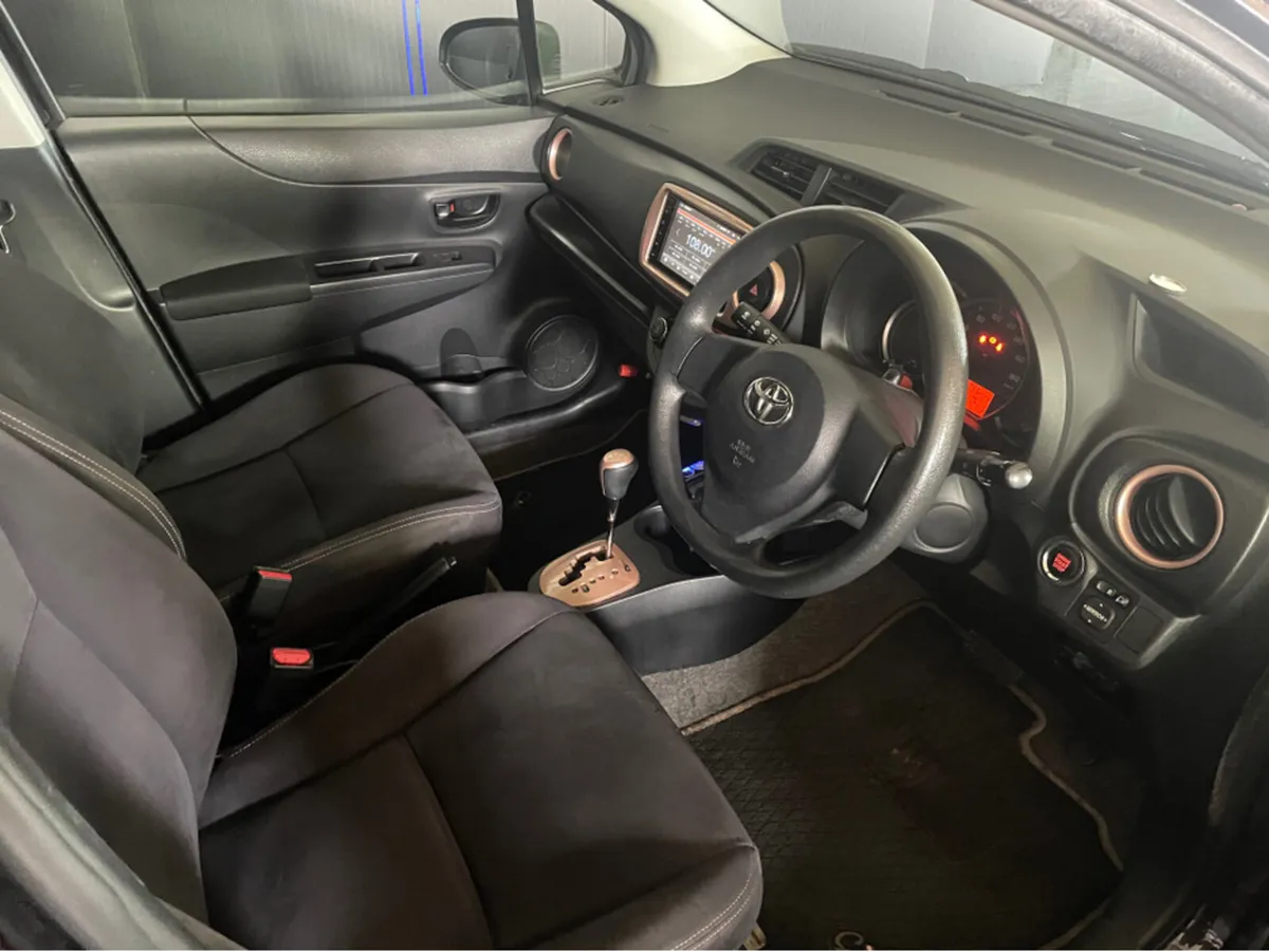 Toyota Vitz NSP130 5DOOR AUTO - Image 4