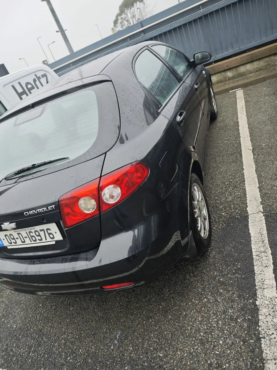 2009 chevrolet lacetti....900 cash/card takes it - Image 1