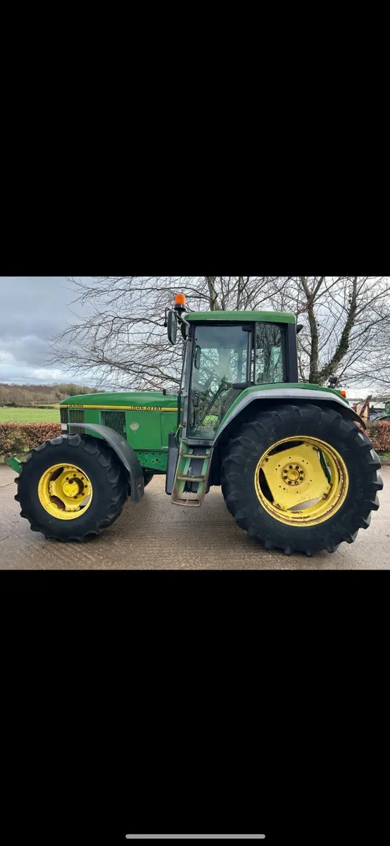 John Deere 6600 - Image 1